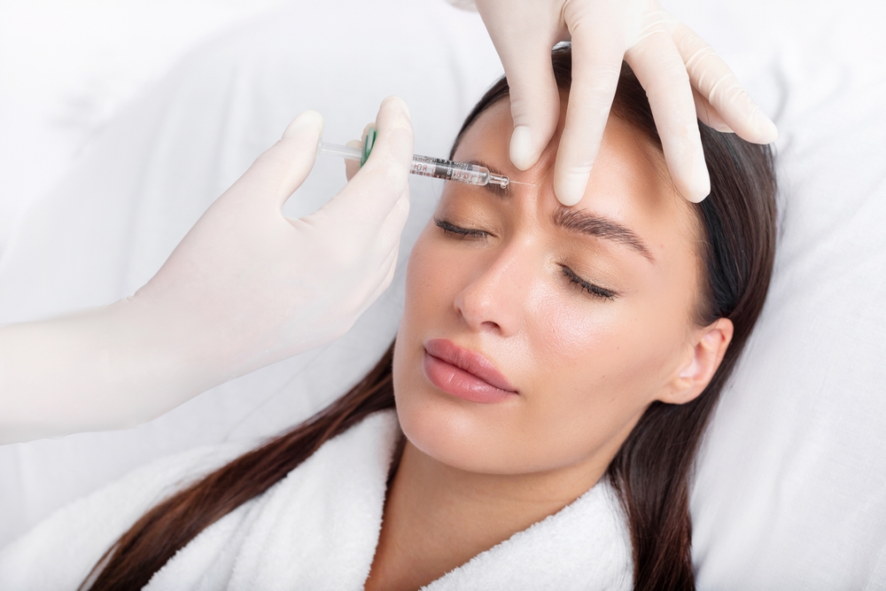 Botox frunte femeie